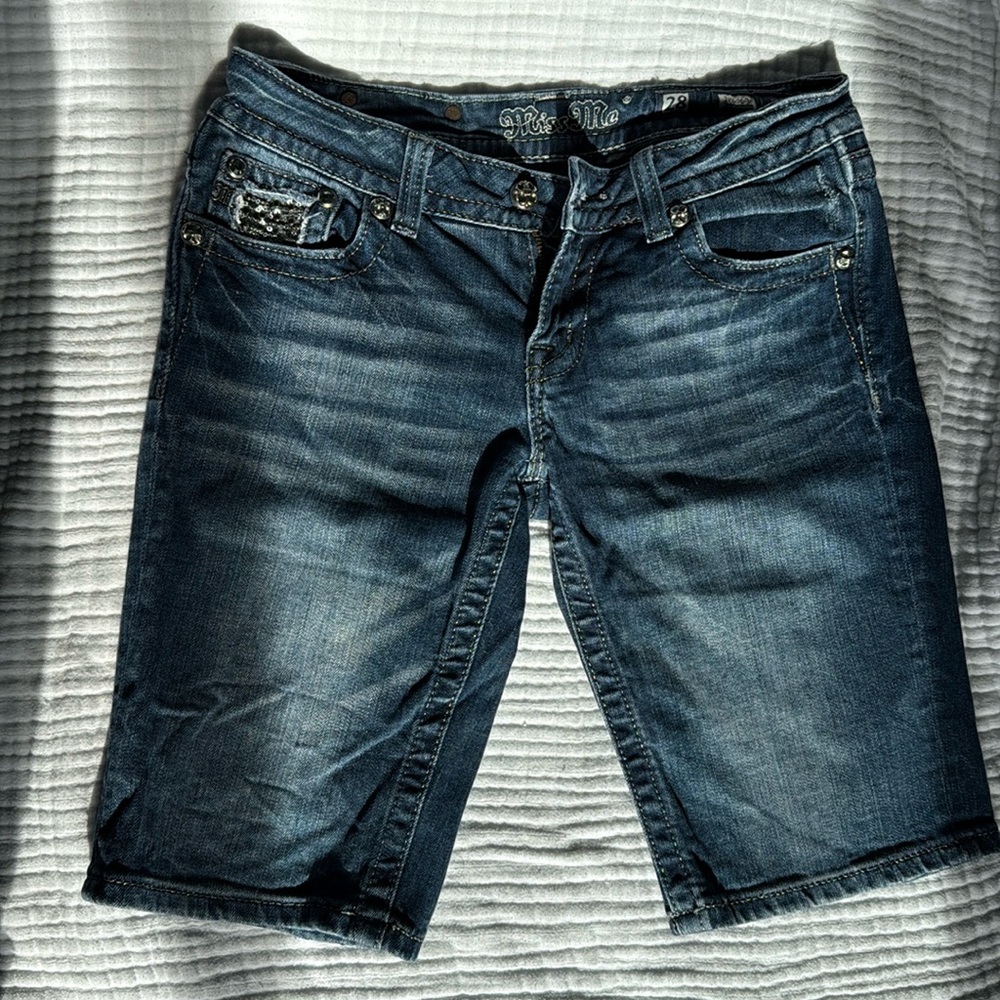 Miss Me Shorts size 28